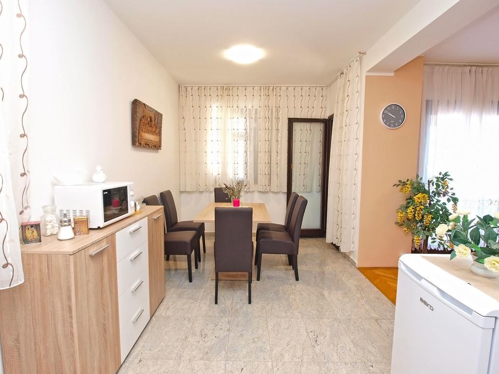 Apartment Mato 1424 Pula Exteriör bild
